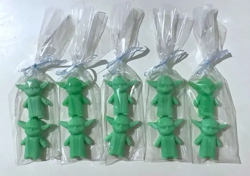 Lembrancinha Yoda Darth Vader Star Wars Mandalorian Cinema - Cóp