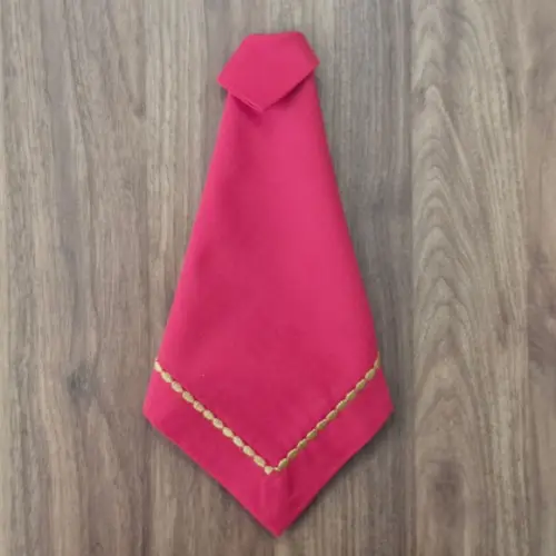 Guardanapo Vermelho Bordado Dourado Bolinha