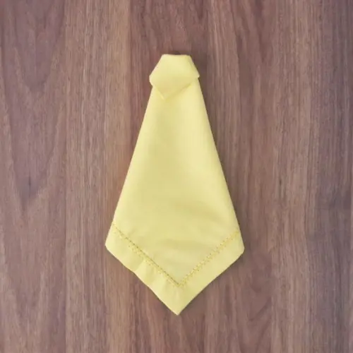Guardanapo Amarelo Claro Bordado Tipo Ajour