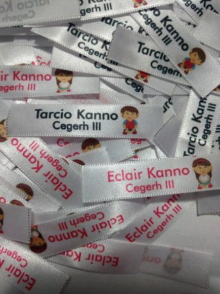 50 Etiquetas de Cetim Personalizadas 15mm