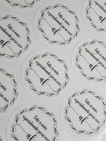 60 Etiquetas Adesivas Personalizadas 4 cm