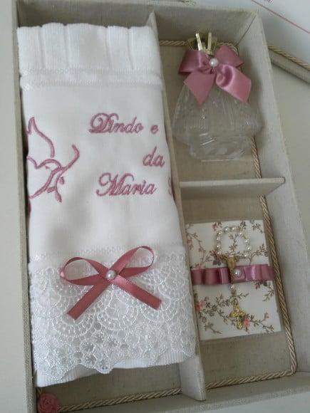 Caixa convite em linho personalizada padrinhos batismo