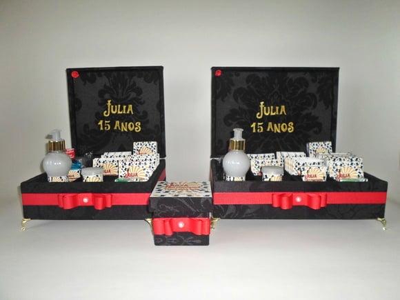 Kit Toalete 15 anos tema A Fantástica Fábrica de Chocolate