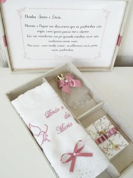 Caixa convite em linho personalizada padrinhos batismo