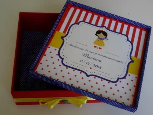 Caixa tema Branca de Neve