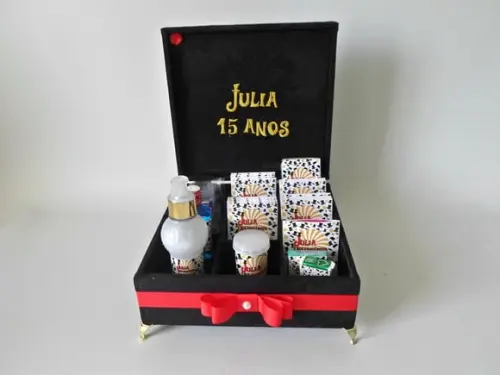 Kit Toalete 15 anos tema A Fantástica Fábrica de Chocolate