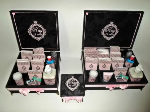 Kit Toillet 15 anos rosa e preto