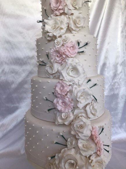 Bolo Fake em Biscuit Casamento com Rosas 4 Andares