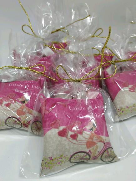 Almochaveiros outubro Rosa combate ao câncer de mama
