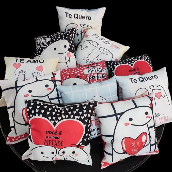 Mini Almofada Decorativa Amor Namorados Meme Flork 20x20