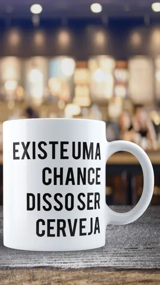 Caneca existe uma chance disso ser cerveja