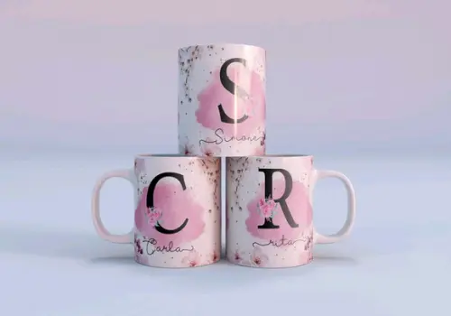 Caneca personalizada nome inicial floral presente lembrança