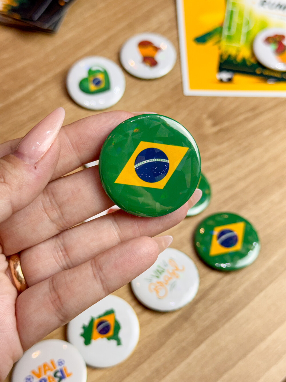 Arquivo de Corte Futebol Brasil 2026 Botton DXF/STUDIO/PNG #1778