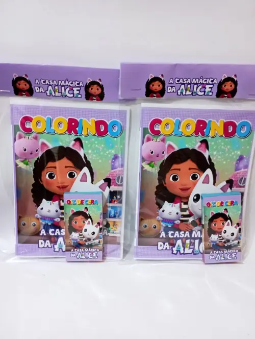 40 Kit de colorir em qualquer tema