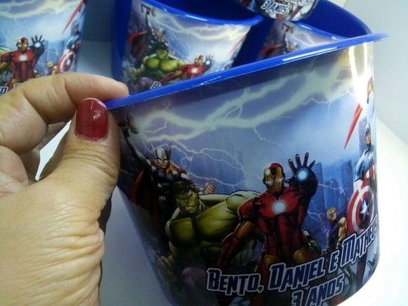 Balde de Pipoca 1,5l Tema Vingadores Super Heróis