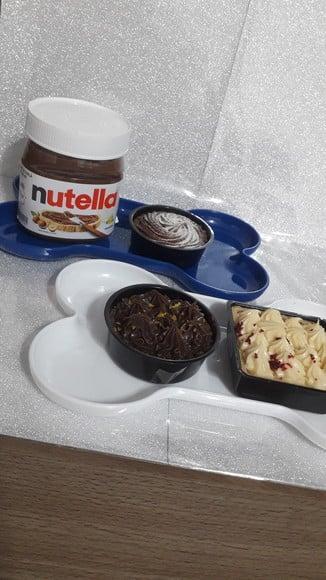 Bandeja em Formato de Osso Medidas: 24cm x 15cm x 2cm
