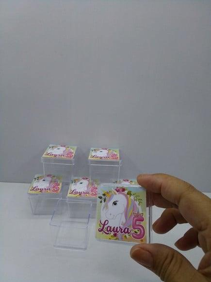 Caixa Acrílica 4x4cm Personalizado Tema Unicórnio