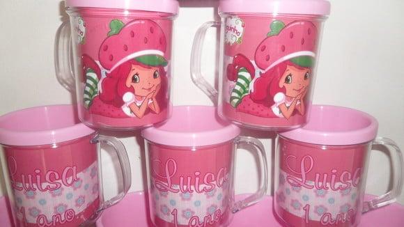 Caneca Acrilica para Foto Tampa de Rosquear Moranguinho