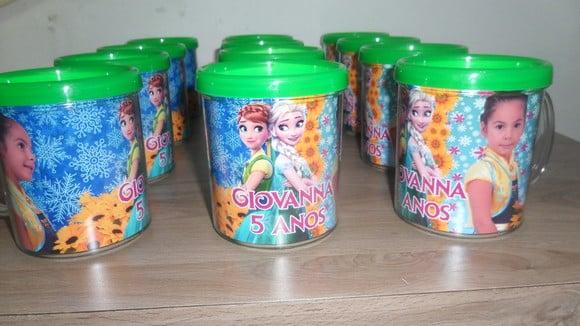 Caneca Acrilica para Foto Tampa de Rosquear Tema Frozen