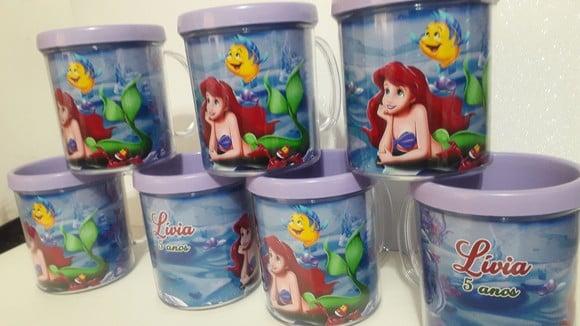 Caneca Acrilica para Foto Tampa de Rosquear Tema Peq. Sereia