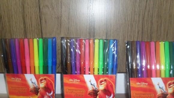 Canetinhas Kit com 12 Cores Tema Rei Leão
