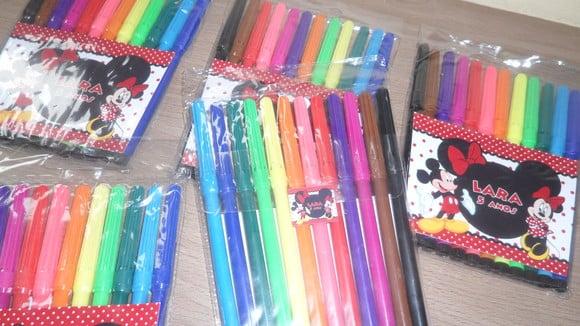 Canetinhas Kit com 12 Cores Tema Minnie e Mickey