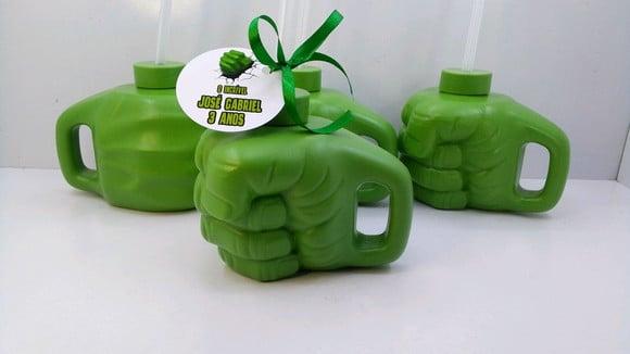 Copo Mão Vingadores 450 ml com Tampa e Canudo 12 x 11cm