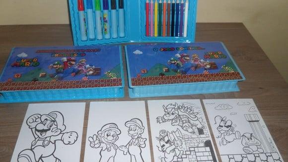 Estojo de Colorir com 4 Desenhos Kit com 46 Peças Mario
