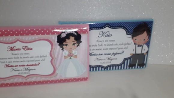 Estojo de Colorir com Desenhos Kit com 46 Peças Dama e Pajem