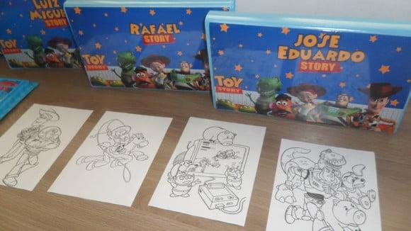 Estojo de Pintura com 48 Peças Desenhos Tema Toy Story