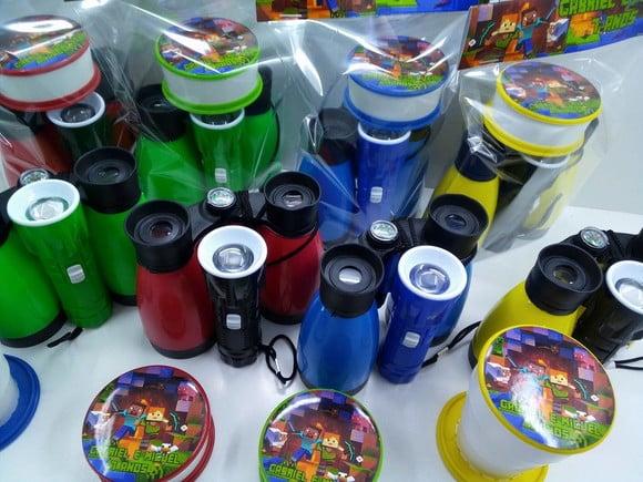 Kit Binoculo + Copo Retratil Cores Sortidas + Lanternas