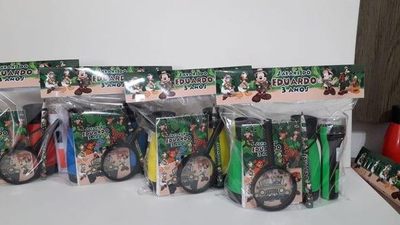 Kit Binoculo + Lanterna + Lupa + Bloquinho + Mini Lápis