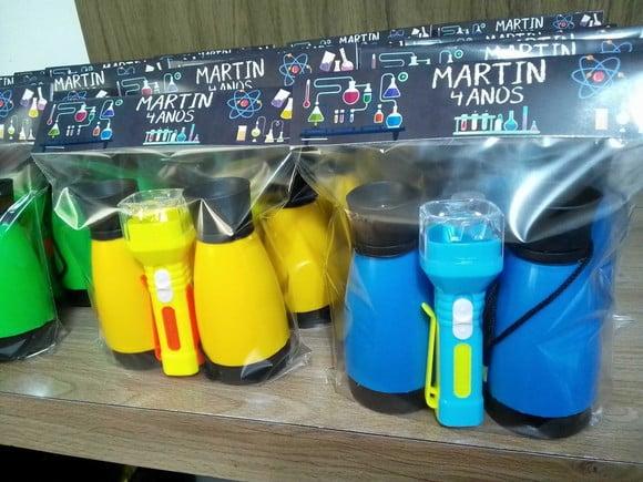 Kit Binoculo e Lanterna Tema Cientista