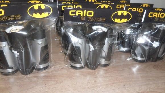 Kit Binoculo Prata + Mini Lanterna Tema Batman