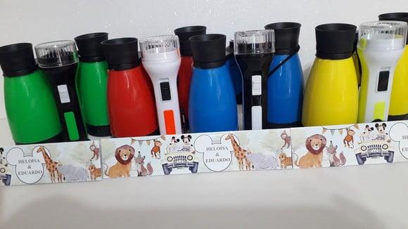 Kit Binoculo Zoom 4 Vezes e Lanterna Mickey Safari Aquarela