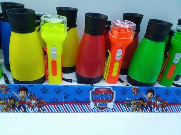 Kit Binoculo Zoom 4 Vezes e Lanterna Patrulha Canina