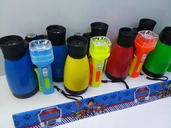 Kit Binoculo Zoom 4 Vezes e Lanterna Patrulha Canina