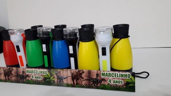 Kit Binoculo Zoom 4 Vezes e Lanterna Tema Dinossauro