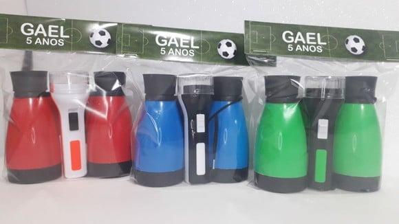 Kit Binoculo Zoom 4 Vezes e Lanterna Tema Futebol