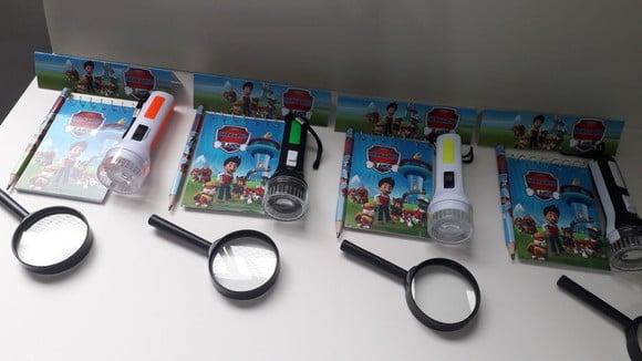 Kit Bloquinho + Mini Lápis + Lanterna + Lupa Patrulha Canina