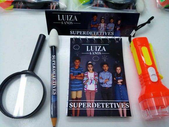 Kit Bloquinho + Mini Lápis + Lanterna + Lupa Superdetetives