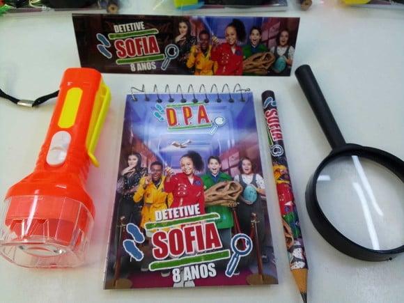 Kit Bloquinho + Mini Lápis + Lanterna + Lupa Trema Detetives