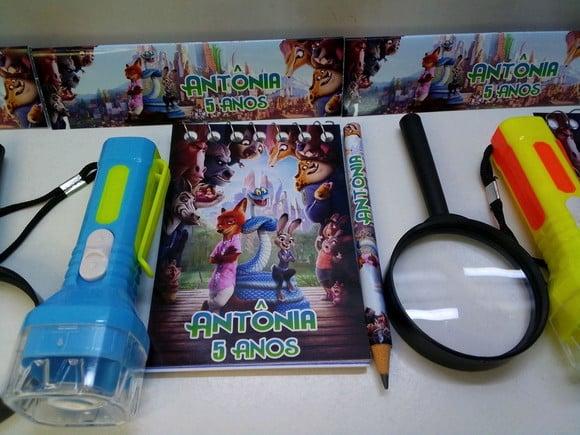 Kit Bloquinho + Mini Lápis + Lanterna + Lupa Zootopia