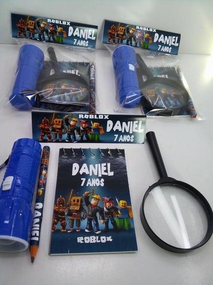 Kit Bloquinho + Mini Lápis + Lanterna Tema Roblox