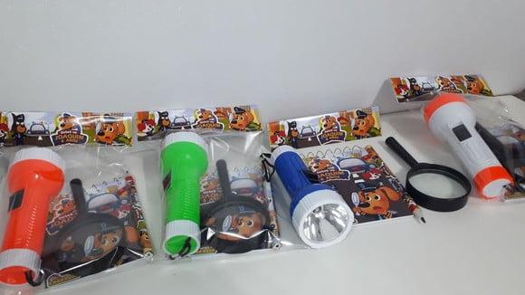 Kit Bloquinho + Mini Lápis+lanterna+lupa Detetive Labrador