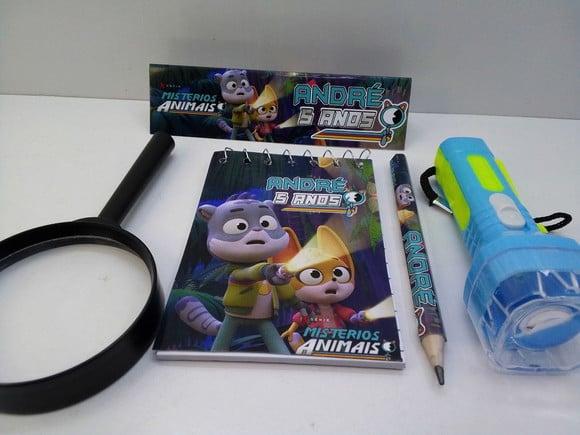 Kit Bloquinho + Mini Lápis+lanterna+lupa Misterios Animais