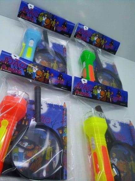 Kit Bloquinho + Mini Lápis+lanterna+lupa Scooby Doo