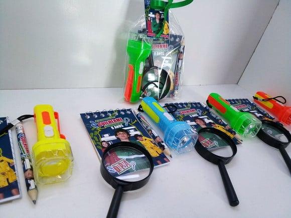 Kit Bloquinho +mini Lápis+lanterna+ Lupa Tema Dpa