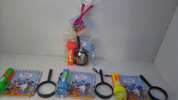 Kit Bloquinho+ Lápis+lanterna+lupa+ Tag + Fita Cetim