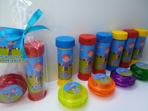 Kit Bolha de Sabao com Liquido e Ioiô Tema Blippi